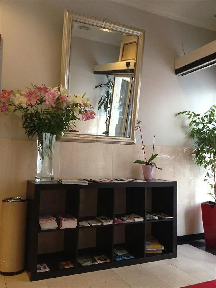 Yasha Hotel Luxembourg 3*,